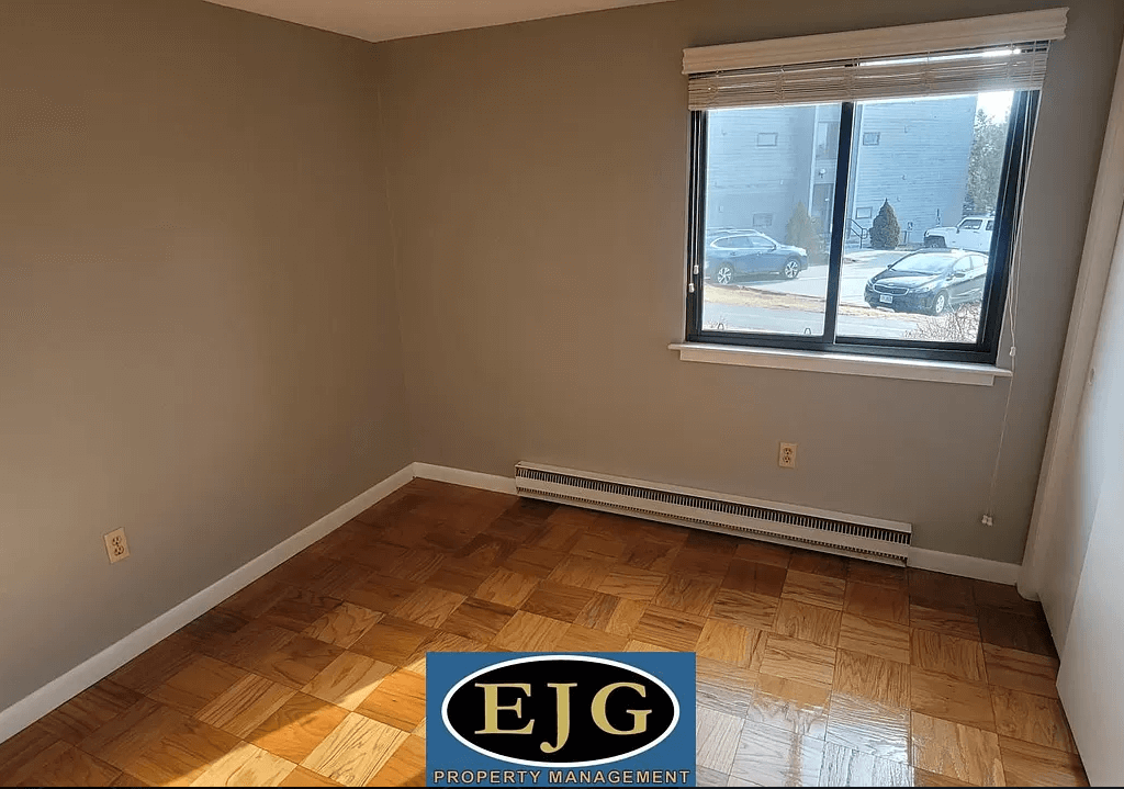 3 Road Unit 25 Derry NH 2000 / Month EJG Property Management