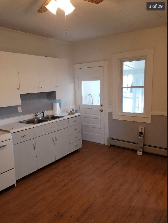 2 Broad St. 1A Nashua NH 1500 / month EJG Property Management