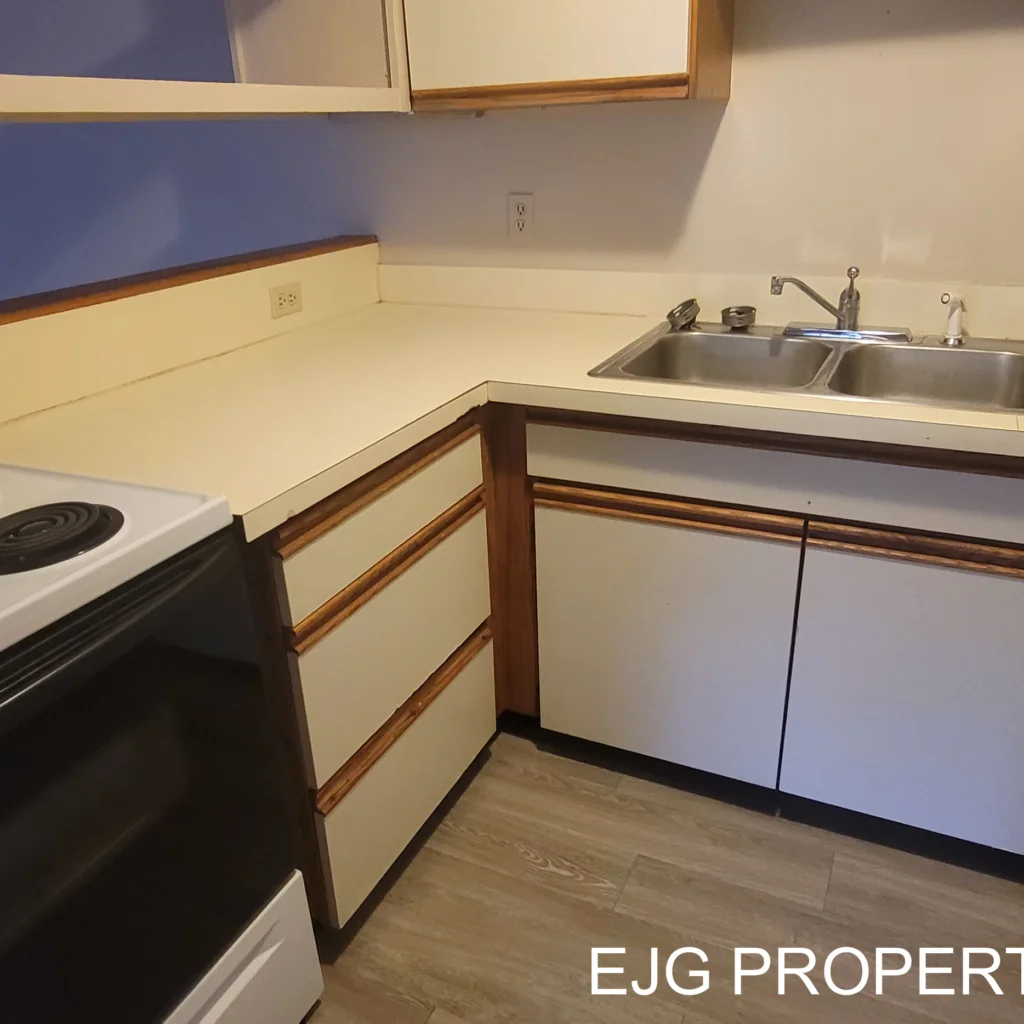 EJG Property Management 72-6 Main Street Raymond NH2