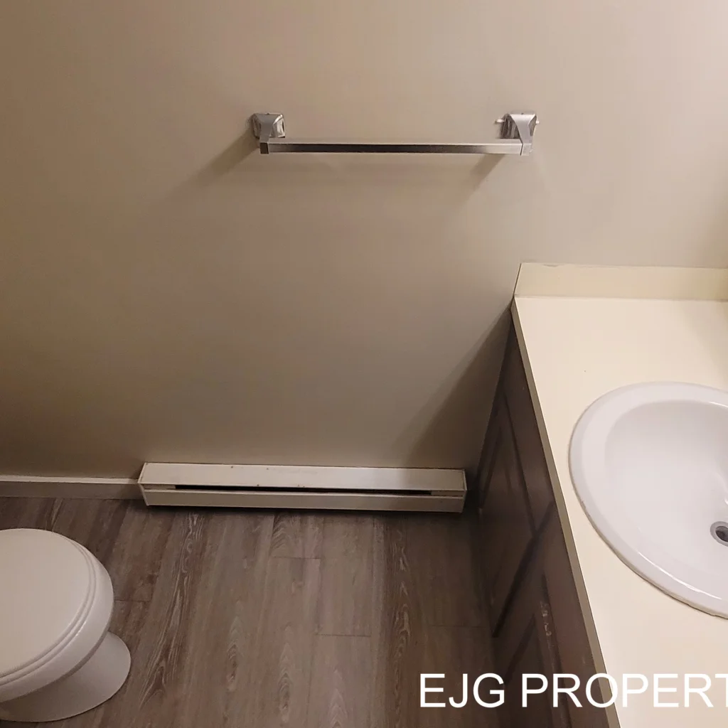 EJG Property Management 72-6 Main Street Raymond NH6