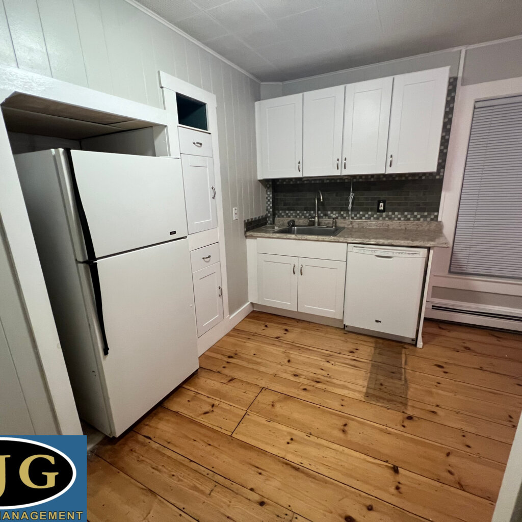 EJG Property Management LLC 2 Broad Nashua NH561